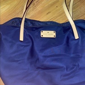 Kate Spade tote bag, used only a few times. Great condition!